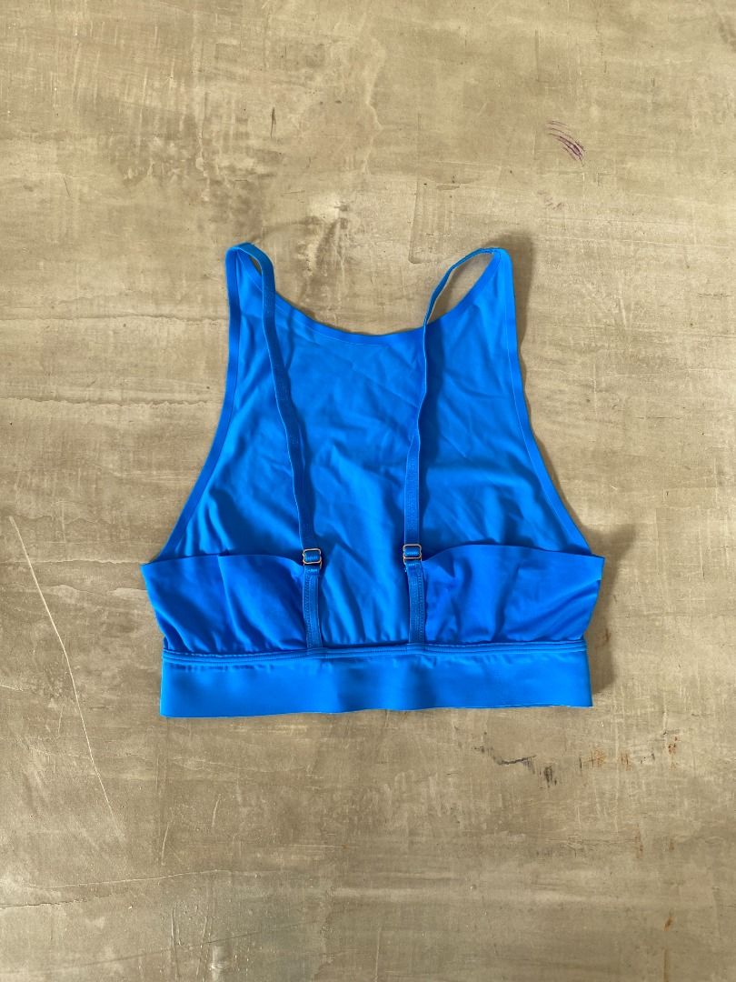 savagexfenty workout bra top (Category: Activewear) located in Bacolod City. Submitted by found.objects (Listing ID 1346439352, Image 2). Description: fits xs-s.
