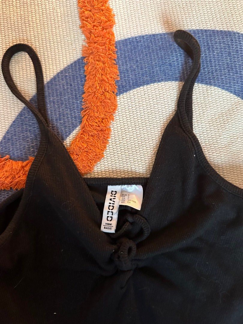 Sexy black top (Category: Sleeveless) located in Quezon City. Submitted by cocoisla (Listing ID 1346357573, Image 1). Description: .