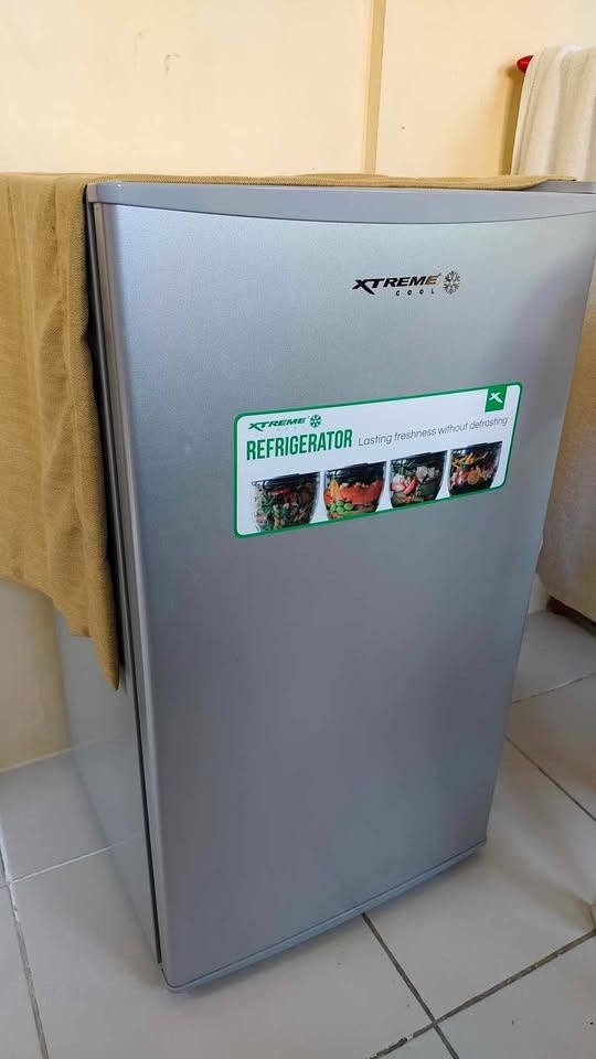 SMALL REF! Xtreme Cool 3.3 cu ft PERFECT FOR SMALL SPACES (Category: Refrigerators and Freezers) located in Makati City. Submitted by essi.thrifties (Listing ID 1346365490, Image 1). Description: Loved by Essi. 🌻 💚 Make an offer today! 💚 Bundle with my other items and get 50 pesos off! 💚 Follow today to get 20 pesos off!.
