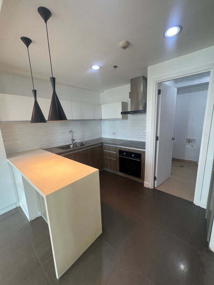 The Grove condominium in Pasig (Category: Apartments & Condos) located in Taguig. Submitted by brokerhanstaneo_09178038728 (Listing ID 1346364908, Image 2). Description: FOR SALE! LOFT Z Tower B Living & Dining view BGC & Pasig Master Bedroom view Pasig & part of Rizal 143 sqm Z loft Maids room with toilet and bath / Utility Area 2 bedrooms 2 bathrooms 2 balconies 1 parking slot on Podium 1/Ground floor near lobby Unfurnished but has been fitted 
