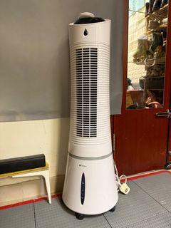 （分類：）位於 。 由 clumsyhands 提交（商品編號 1346416733，圖片 1）。簡介： 。