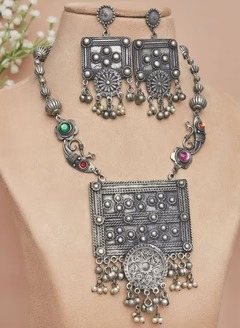 (Category: ) located in . Submitted by endless_elegance (Listing ID 1346417646, Image 1). Description: .