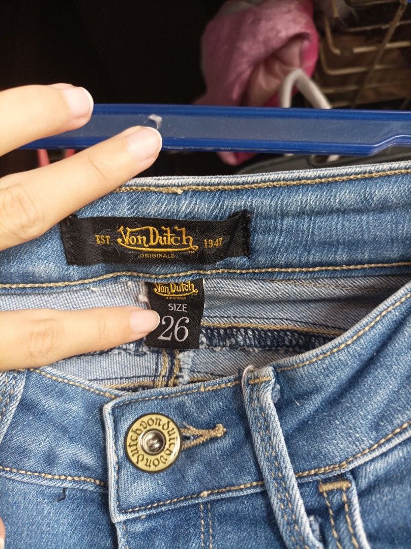 Vondutch Skinny Jeans (Category: Jeans) located in Malabon City. Submitted by chanafy (Listing ID 1346310635, Image 2). Description: original von dutch low rise skinny jeans blue denim size 26 no flaws zipper working.