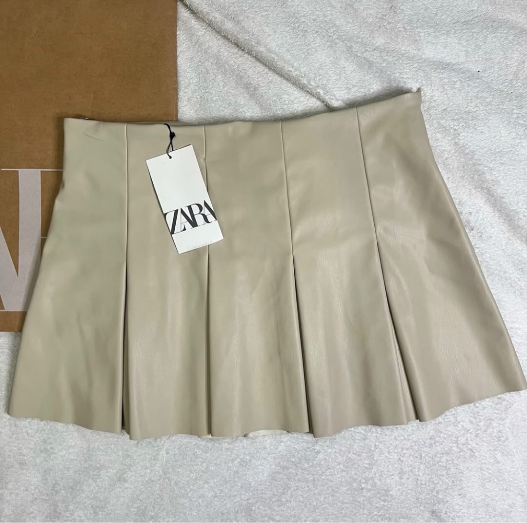 Women’s High Waisted Invisible Zipper 2-in-1 A Line Mini Corduroy Casual Skirt Longer Length 24 617