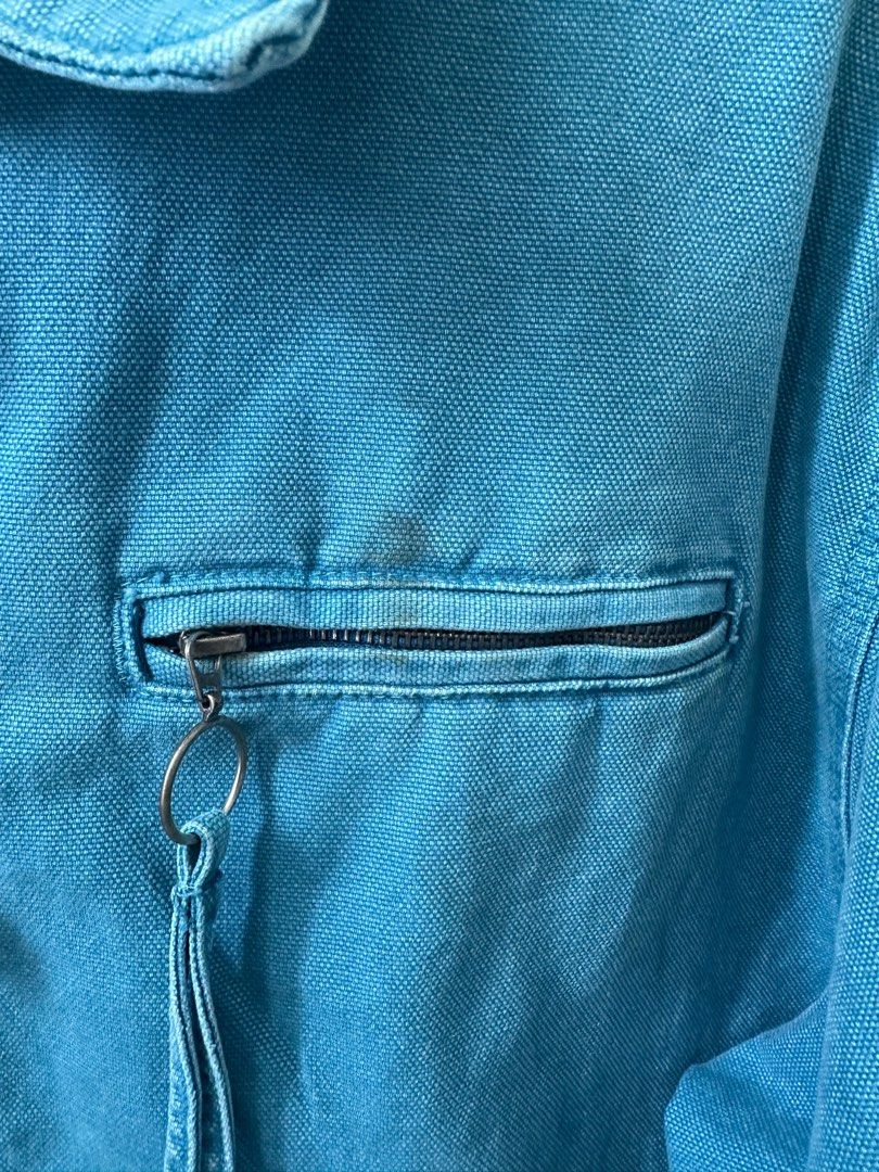 Zara mens Cropped Blue denim jacket (Category: Coats, Jackets and Outerwear) located in Paranaque City. Submitted by jidagreat (Listing ID 1346331830, Image 3). Description: Zara mens Cropped Blue denim jacket Dimes Size: Small Width: 24.5in Length: 22in Issue: Minimal stain but it’s removable. No other hidden issue Last pic: 5’5 height.
