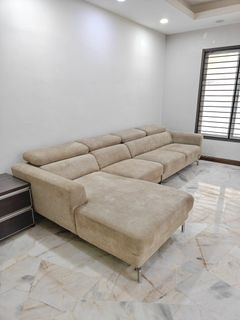 (Category: ) located in . Submitted by wenkang0809 (Listing ID 1395759300, Image 1). Description: .