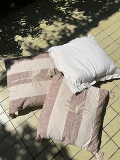 (Category: ) located in . Submitted by baulukay (Listing ID 1395781276, Image 1). Description: .