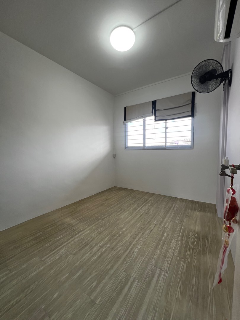 (Category: ) located in . Submitted by schen77 (Listing ID 1395862218, Image 1). Description: .