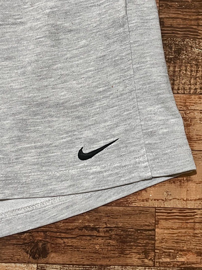 🏷️ Nike Sweat Shorts (Category: Shorts) located in Surigao. Submitted by vbimo (Listing ID 1395880137, Image 3). Description: swipe each photo ‼️.