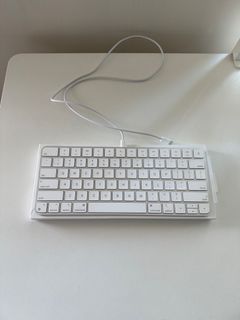 Apple Magic Keyboard64077519538051110