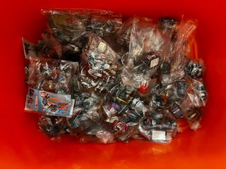 （分類：）位於 。 由 bchan83 提交（商品編號 1395768282，圖片 1）。簡介： 。