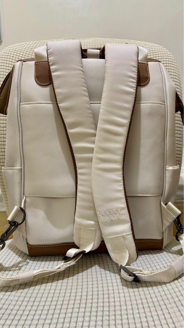 Delsey Paris Chatelet Air 2.0 Backpack (Category: Backpacks) located in Quezon City. Submitted by dyana27 (Listing ID 1395750677, Image 2). Description: ✅ Good as new. Seldomly used ✅Trolly system compatible ✅Computer and tablet compartment ✅recyclable material ✅Chatelet Air 2.0 selection of soft products is made entirely from recycled materials! Elegant and just as functional, the collection is designed to offer clever storage compartments and a