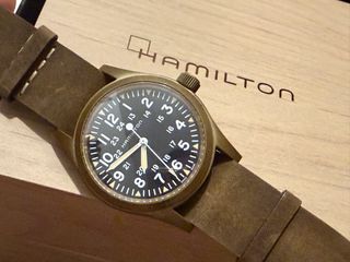 （分類：）位於 。 由 jwatchchannel 提交（商品編號 1395758841，圖片 1）。簡介： 。