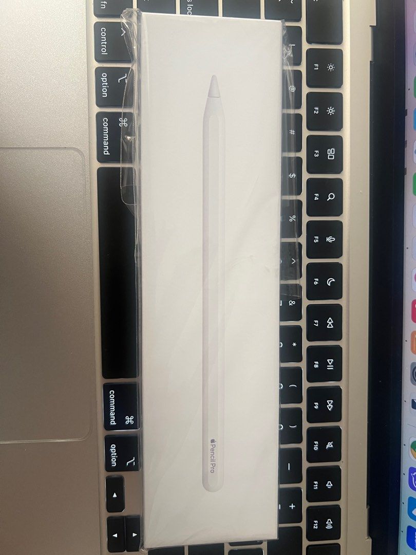 Ipad pencil pro (Category: iPad) located in Quezon City. Submitted by CLing (Listing ID 1394891589, Image 1). Description: Brand new ipad pencil pro Bought directly from apple (₱8690) Sealed, unopened Compatible with the ff ipad models Pro (M4) Air (M2, M3) Mini (A17 Pro) RFS: not compatible with my old ipad pro :((( MOP: BPI/PNB Can lalamove/grab for delivery Meetup Escalades 20th avenue.