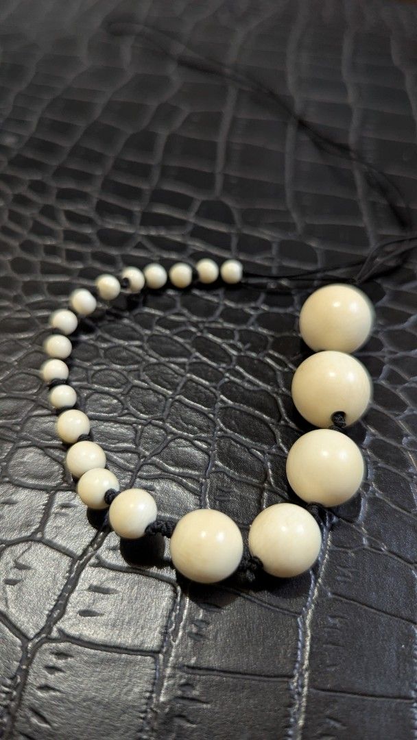 Ivory bracelet - Antique beaded bracelet (Category: Luxury Accessories) located in Cavite. Submitted by luckygingerivy (Listing ID 1395802911, Image 2). Description: Antique ivory beads, pre-ban. Perfect for collectors. .