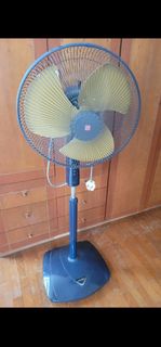 (Category: ) located in . Submitted by dumpingplace (Listing ID 1395746795, Image 1). Description: .