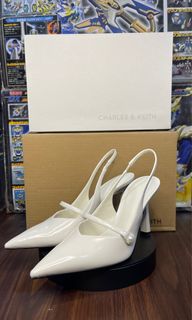 (Category: ) located in . Submitted by miitantoystore (Listing ID 1395861002, Image 1). Description: .