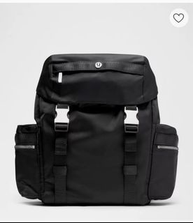 (Category: ) located in . Submitted by shopwithgleee (Listing ID 1395890641, Image 1). Description: .