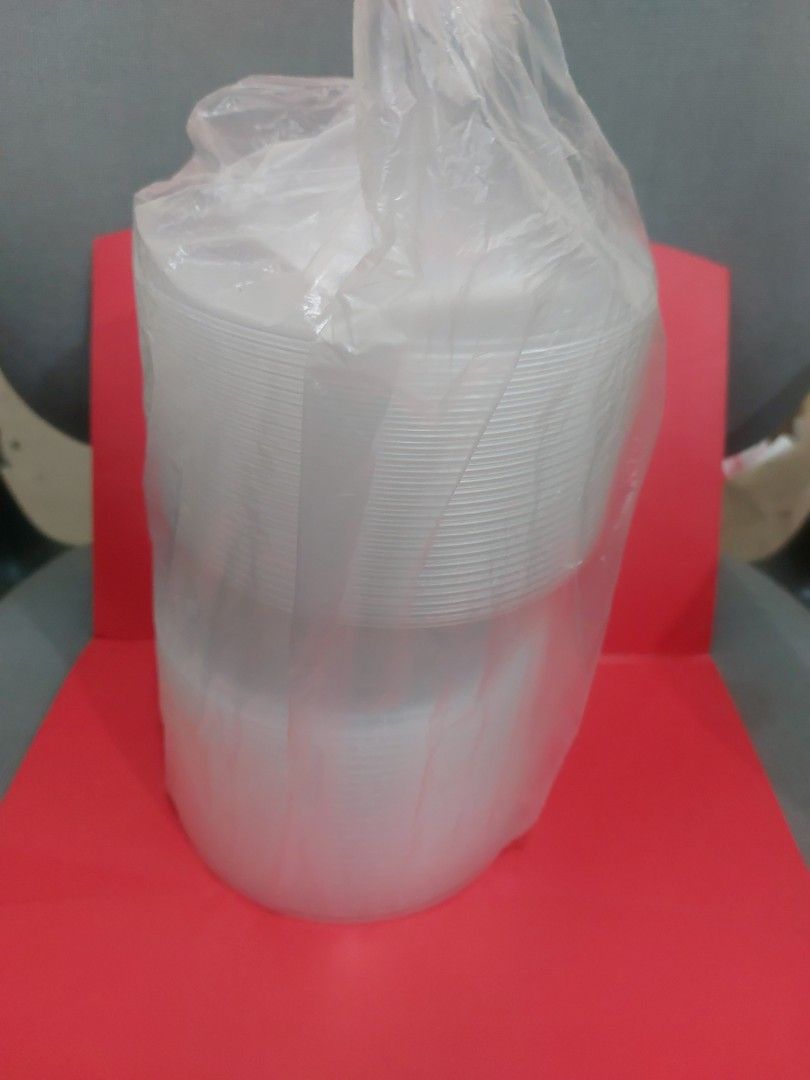 Microwavable/disposable round container 625 ml (Category: Dinnerware & Cutlery) located in Quezon City. Submitted by cynlchan (Listing ID 1395794565, Image 1). Description: Selling cheap In time for food packs this festive season 25 pcs per pack Other sizes available.