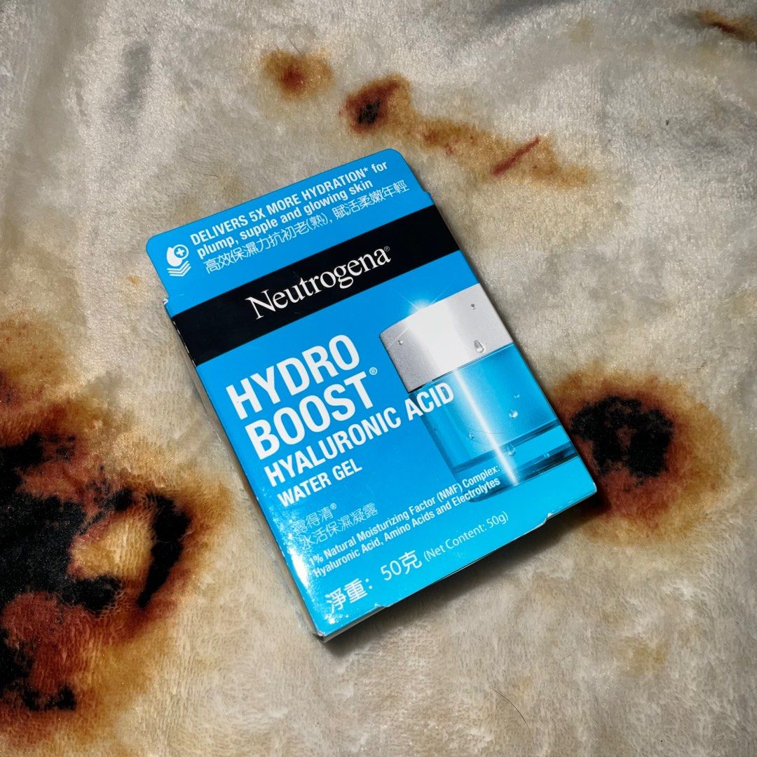 Neutrogena Hydro Boost Water Gel 50g (Category: Face Care) located in Manila. Submitted by randomlyyoursph (Listing ID 1395905006, Image 1). Description: Reason for sale: Decluttering (in other word, madami na po me gamit, ayaw ko ma expired sila dahil tinatambak ko lang sila, gets?) THIS IS ORIGINAL, ORIGINAL TALAGA AS IN! SF NOT INCLUDED EXP: 2028 Info: Your Hydro Boost Water Gel got a makeover! This refreshing and lightweight water gel deliver