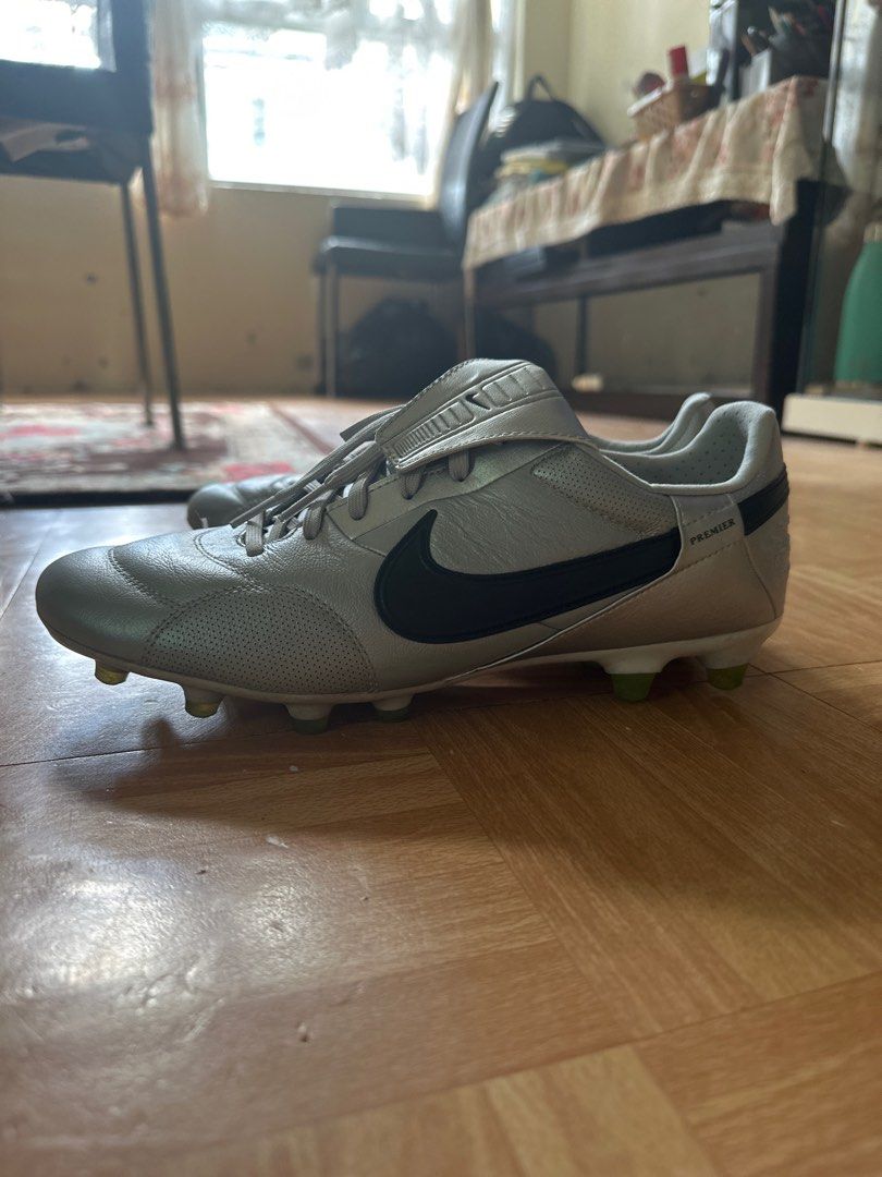 nike the premier football boots