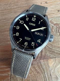 (Category: ) located in . Submitted by tempora.timepieces (Listing ID 1395829476, Image 1). Description: .