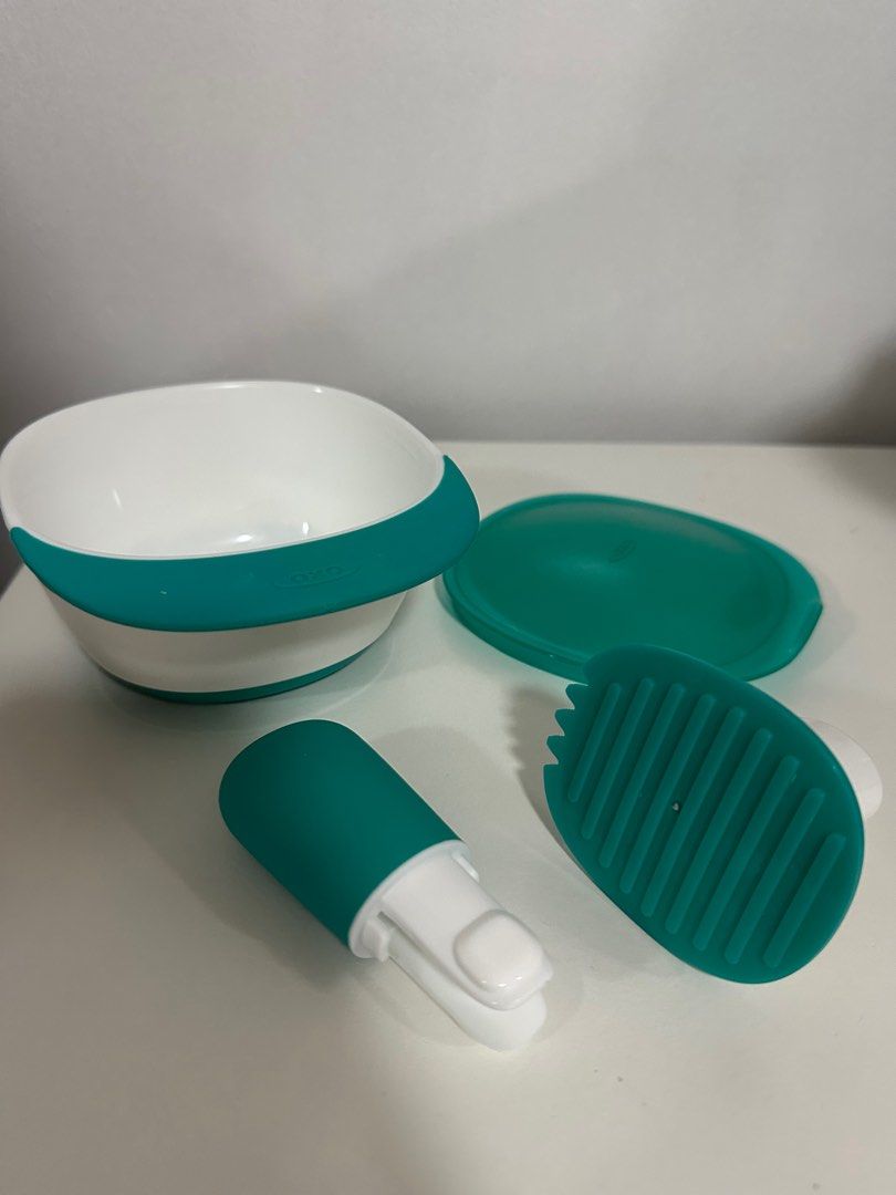 OXO Tot Feeding Bowl Set (Category: Weaning & Toddler Feeding) located in Taguig. Submitted by pre.by.k (Listing ID 1395864666, Image 2). Description: - OXO Tot feeding set - used a few times only - Includes: - Bowl with non-slip base - Lid - Food masher - Food storage container - ideal to bring when eating out.