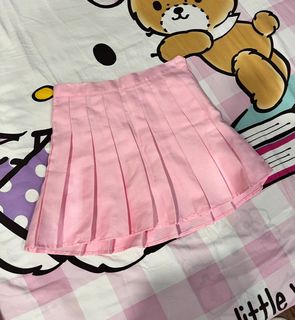 (Category: ) located in . Submitted by prelovedbykellie (Listing ID 1395881447, Image 1). Description: .