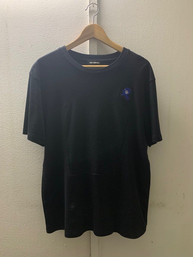 Raf Simons Graphic Patch Tee (Category: Tshirts & Polo Shirts) located in Kuala Lumpur. Submitted by tranquilitybliss (Listing ID 1395790176, Image 2). Description: Raf Simons Graphic Insert Tshirt FW13 Rare piece by Raf Simons mainline Size Extra Large Pit 21.5” Length 28” Made in Portugal RM180 shipped.