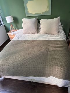 （分類：）位於 。 由 rarewind.8bb714 提交（商品編號 1395802427，圖片 1）。簡介： 。