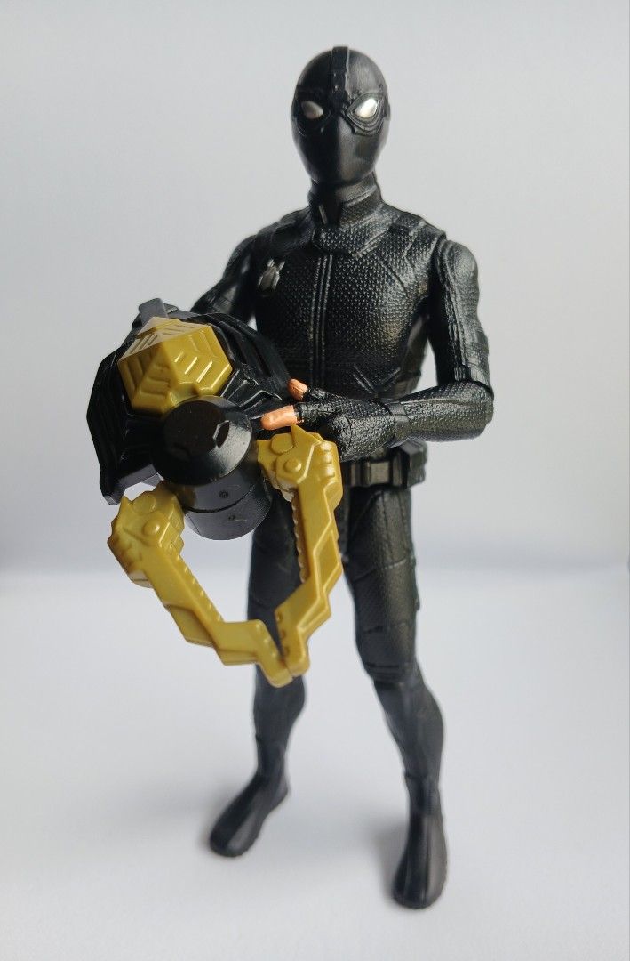 Spider-Man: Far From Home Stealth Suit/Night Monkey Spider-Man Basic Figure (Category: Figurines & Statues) located in Muntinlupa City. Submitted by themarvelwatcher (Listing ID 1395801190, Image 3). Description: (Pls. read/agree to all details before inquiring/transacting. A PM means you've agreed to all terms/conditions. Thank you so much 😀) -CROSSPOSTED -Loose/As Is/WYSIWYG -Used but in excellent condition -Complete with claw accessory (disco