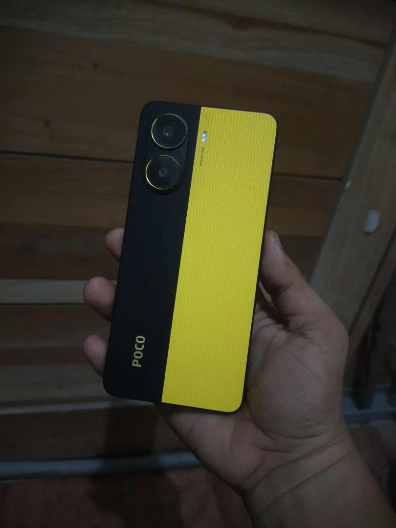 Swap/Sell (Category: Xiaomi) located in Taguig. Submitted by markyy987 (Listing ID 1395740030, Image 3). Description: Poco x7 Pro Glass front ( Gorilla Glass 7i) Silicone Polymer back ( eco leather) Nano sim + Nano sim Amoled 68B Colors Corning Gorilla Glass 7i Android 15 HyperOS 2 Mediatek Dimensity 8400 Ultra Octa Core Mali-G720 MC7 12+6/512gb Excellent Condition No Issue Repair Original 100% w/ NFS Complete Package 14,000 Only HINDI PO ISSUE Y