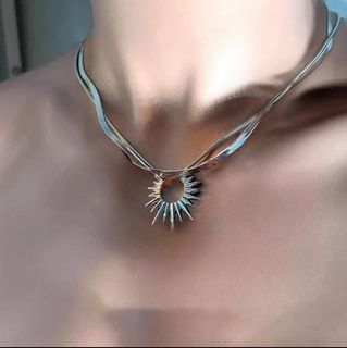 (Category: ) located in . Submitted by razreadingshelf (Listing ID 1395736049, Image 1). Description: .