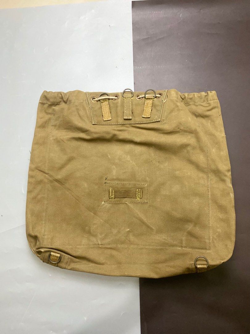 1937 WW1 BRITISH ARMY RUCKSACK BAG (Category: Backpacks) located in Zamboanga. Submitted by swayporgypretz (Listing ID 1397583565, Image 2). Description: Issue no strap only .