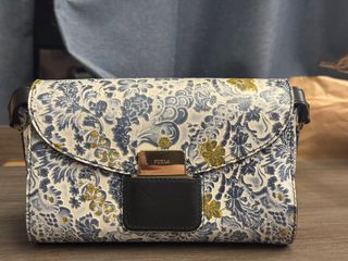 （分類：）位於 。 由 jjtll 提交（商品編號 1397567877，圖片 1）。簡介： 。