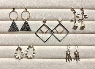 各款耳環64204784711681110