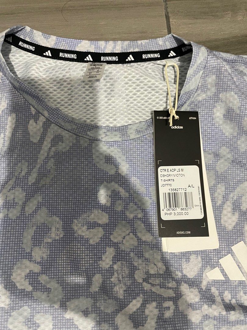 Adidas dri-fit long sleeve (Category: Activewear) located in Manila. Submitted by _jerome (Listing ID 1397517033, Image 3). Description: Adidas dri-fit long sleeve Size: Large Brand new Rfs: wrong size.