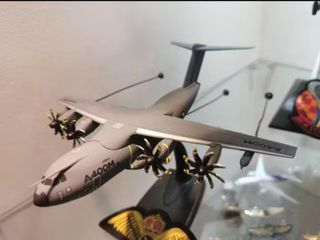 (Category: ) located in . Submitted by aircraftdiecast (Listing ID 1397443336, Image 1). Description: .