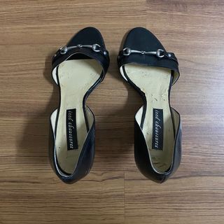 (Category: ) located in . Submitted by stolenwardrobe (Listing ID 1397569471, Image 1). Description: .