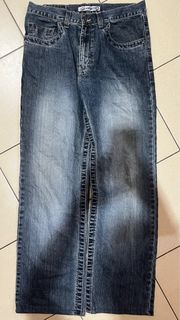 (Category: ) located in . Submitted by syafiq182005 (Listing ID 1397476604, Image 1). Description: .