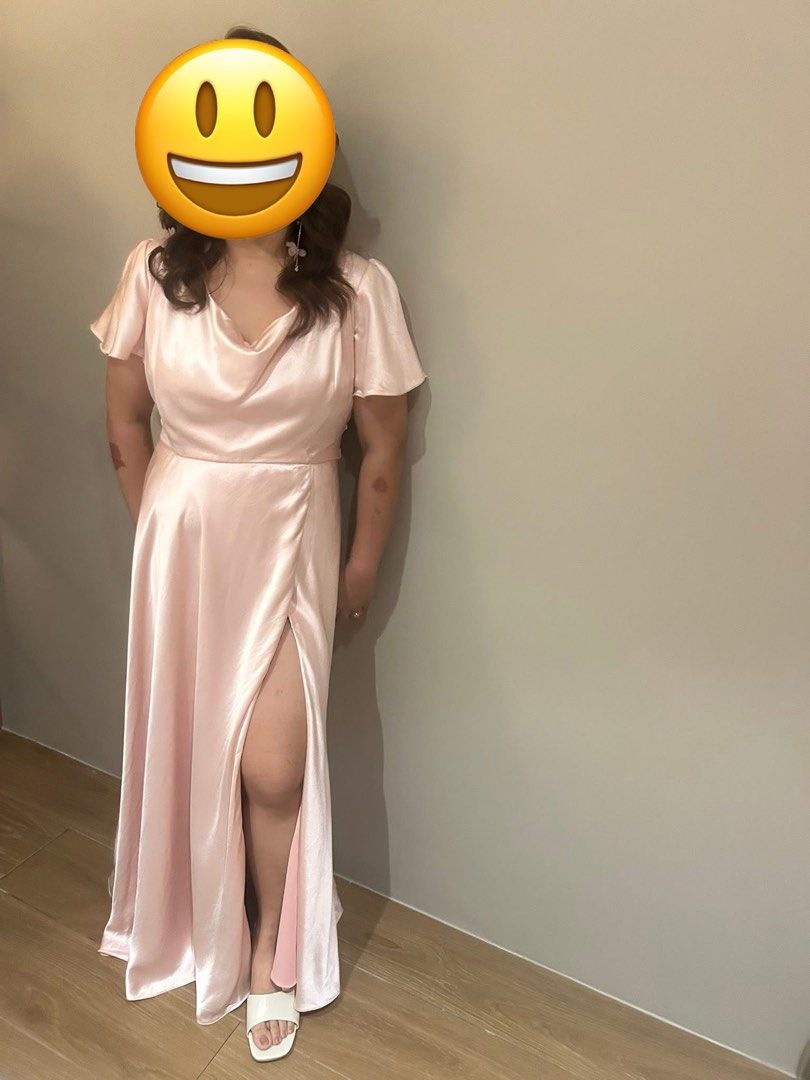 Blush Pink Gown (Category: Evening dresses & gowns) located in Paranaque City. Submitted by kavionlineshop (Listing ID 1397582433, Image 3). Description: ✅ Pasadya ✅Bust-44 inches ✅Waist-32 to 33 inches ✅My height-5’2” .