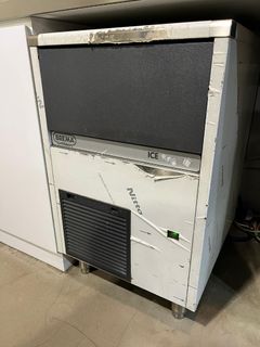 （分類：）位於 。 由 serenity1221 提交（商品編號 1397419235，圖片 1）。簡介： 。