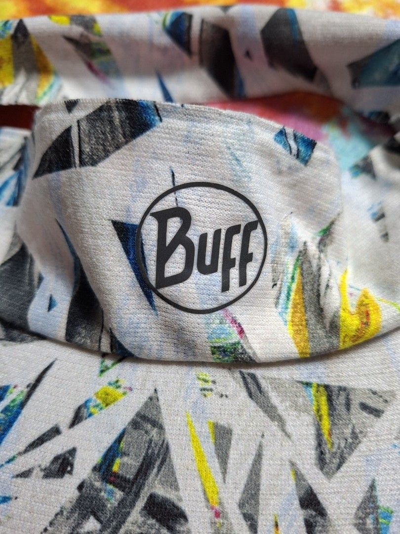 Buff - os (unisex) (Category: Activewear) located in Puerto Princesa. Submitted by thrinidad (Listing ID 1397478745, Image 3). Description: pack run visor os (one size) aspack with last two photo for 1299 shipped Disclaimer : I do not own nor claim to own the rights to any of the brand, logo and photo. Color may vary due to photographic lighting sources or your monitor settings.