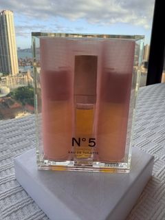 Chanel No 5 refillable purse spray Eau de Toilette EDT 香水 淡香水64211551059714110