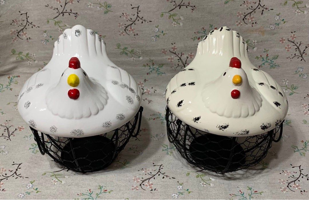 Chicken Egg Basket (Category: Storage Boxes & Baskets) located in San Mateo. Submitted by kusinaninanan (Listing ID 1397466448, Image 1). Description: Brandnew Egg storage basket… 🐣🍳🥚 Ceramic farm chicken on top Stainless steel mesh wire 10-14 medium size egg capacity.