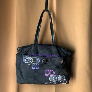 (Category: ) located in . Submitted by pickednthrift64 (Listing ID 1397564336, Image 1). Description: .
