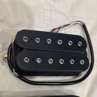 (Category: ) located in . Submitted by ezguitars (Listing ID 1390156898, Image 1). Description: .
