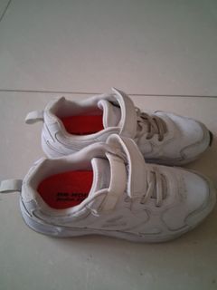 Dr. Kong 白色運動鞋 EUR3764237567446658110