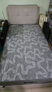 (Category: ) located in . Submitted by leaaanne (Listing ID 1397458396, Image 1). Description: .