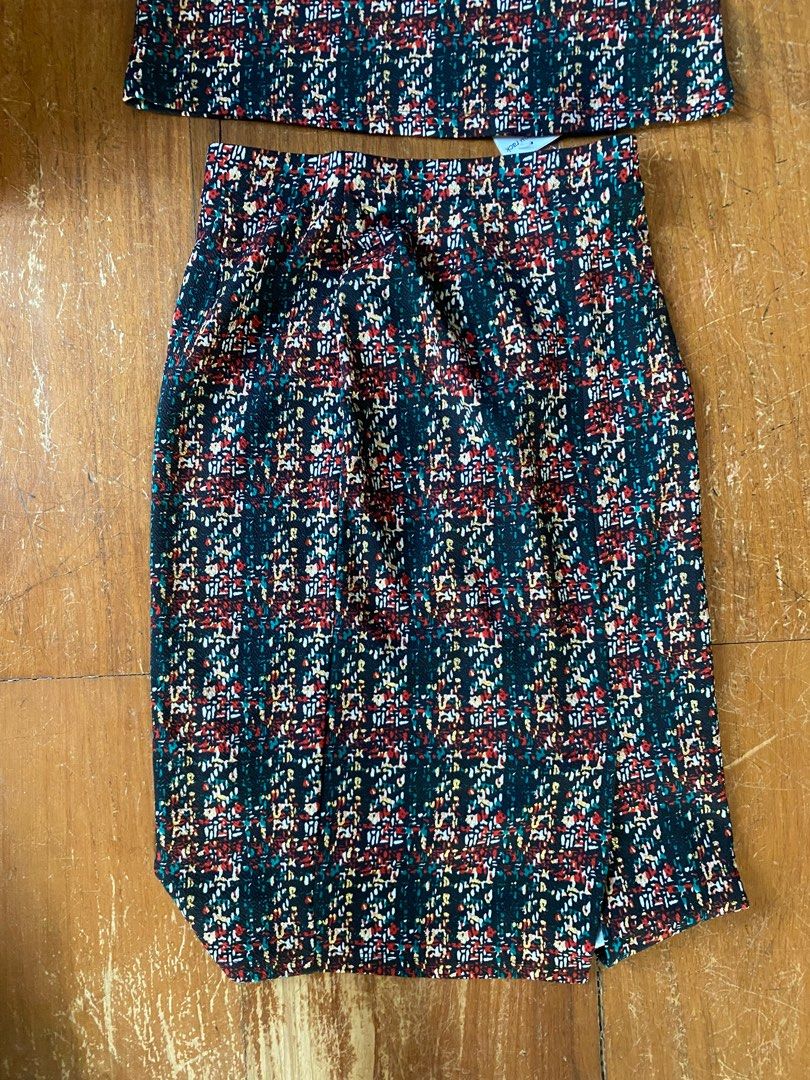 Everleigh terno (brand new with tag) (Category: Sets or Coordinates) located in Muntinlupa City. Submitted by mascloset (Listing ID 1397500619, Image 2). Description: RFS: decluttering.